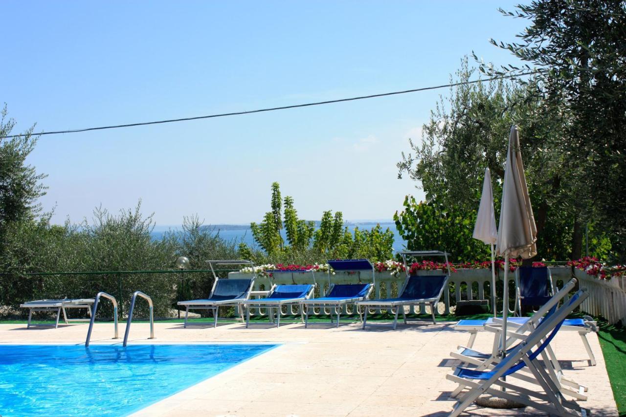 Villa Molino Moniga del Garda Bagian luar foto