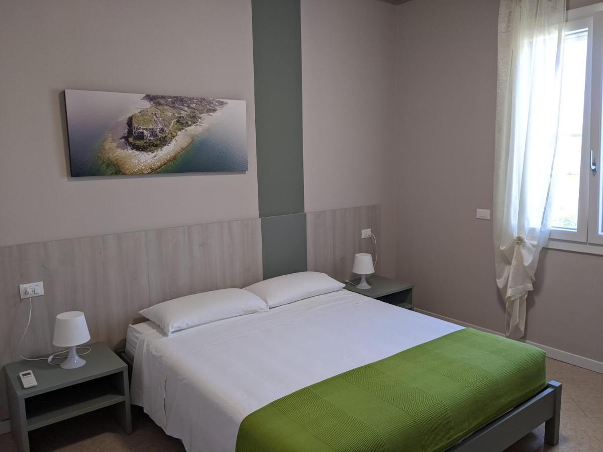 Villa Molino Moniga del Garda Bagian luar foto