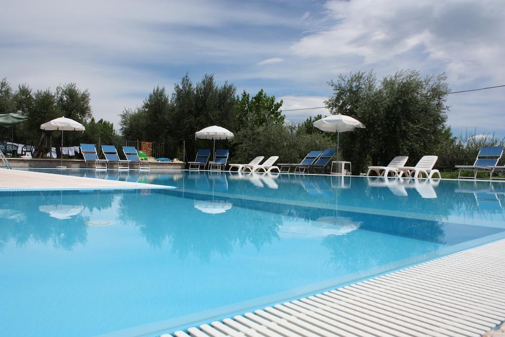 Villa Molino Moniga del Garda Bagian luar foto